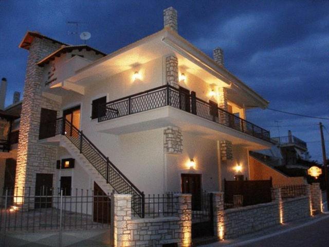 Giogarakis Suites Элеонас Экстерьер фото